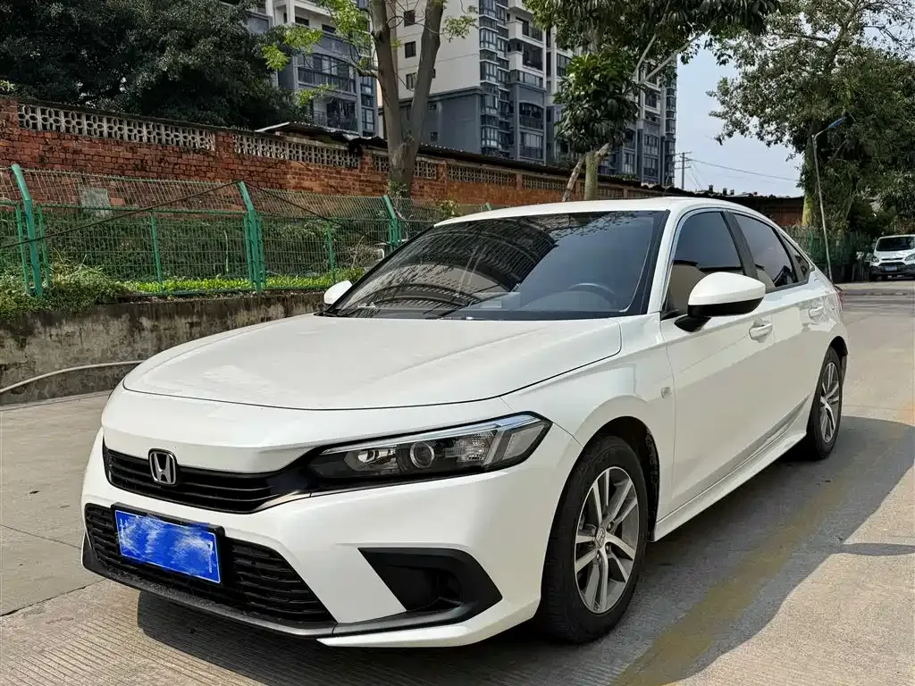 Honda Civic — фото 1