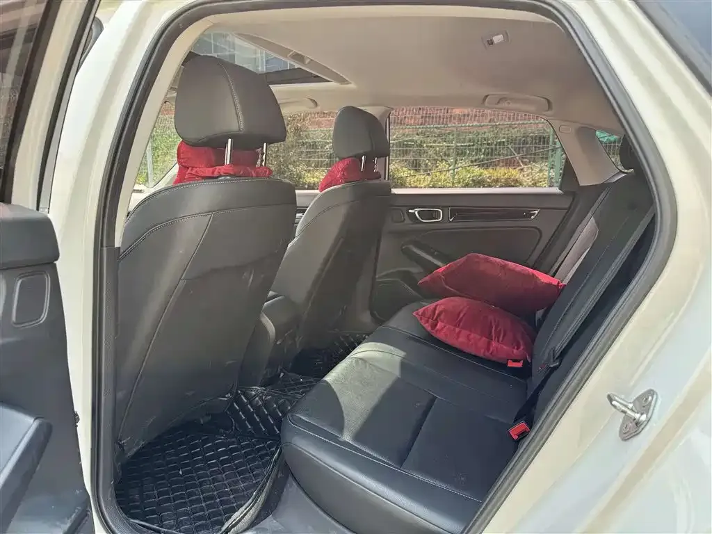 Honda Civic — фото 8