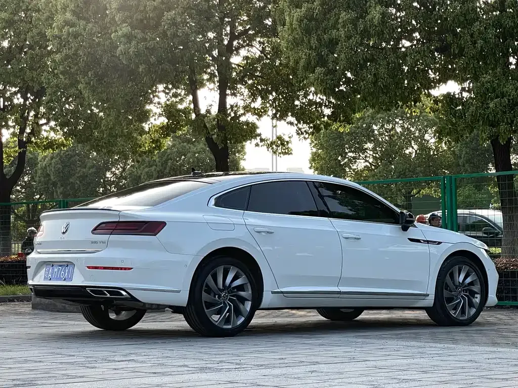 Volkswagen CC — фото 8