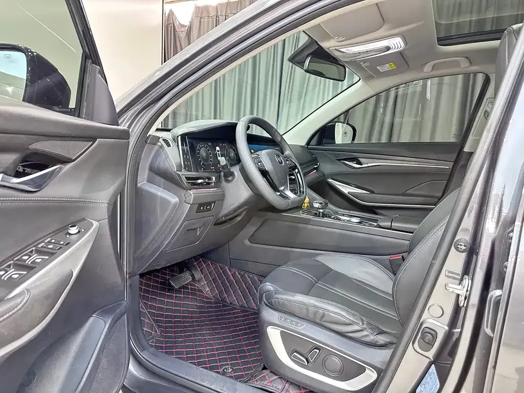Changan CS75PLUS — фото 7