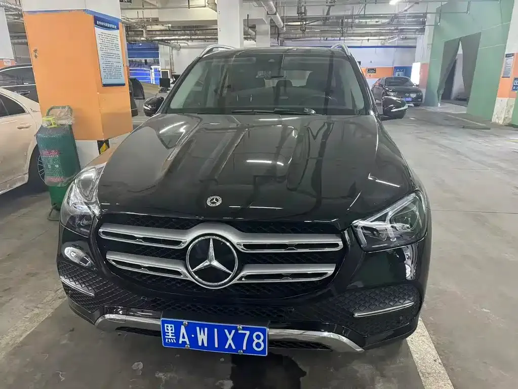 Mercedes-Benz GLE — фото 1