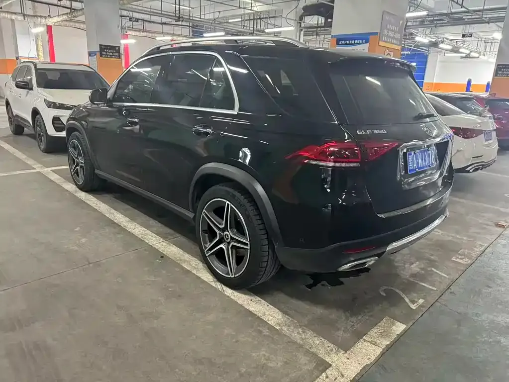 Mercedes-Benz GLE — фото 5