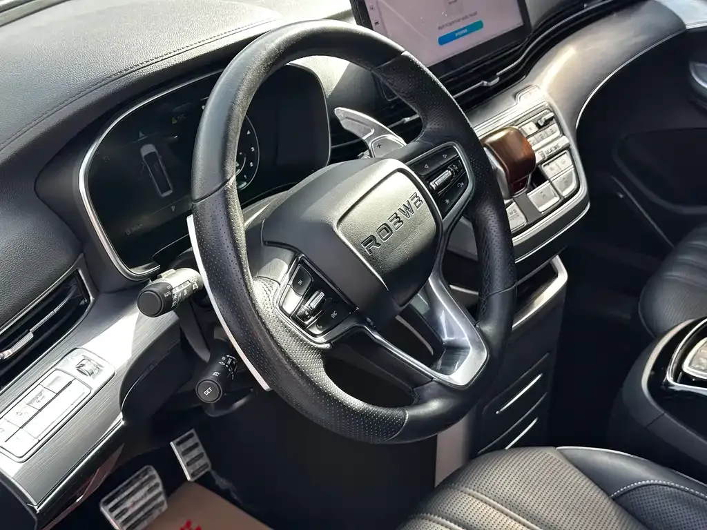 Roewe iMAX8 — фото 4