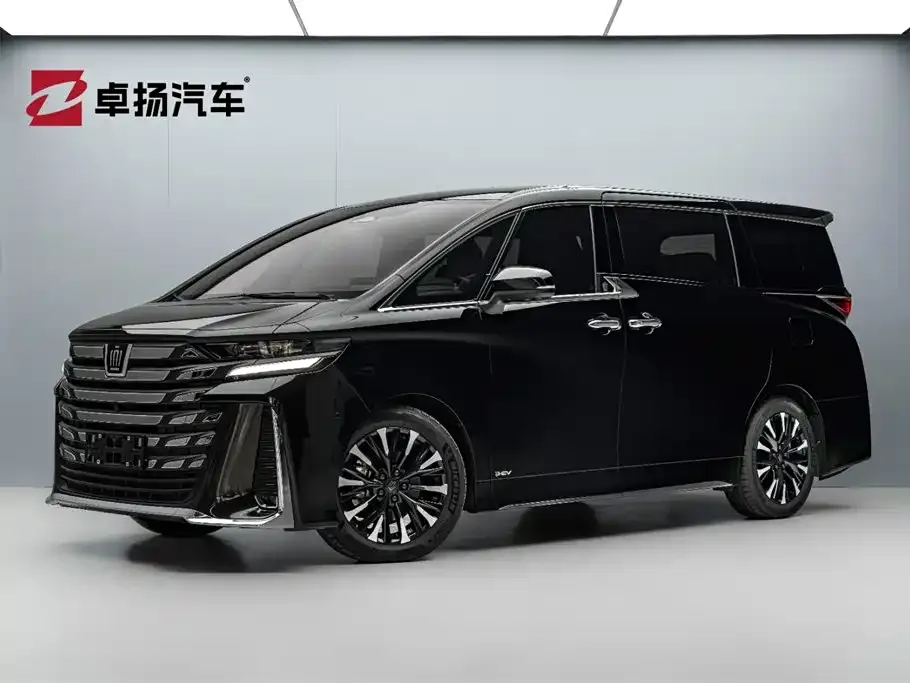 Toyota Vellfire — фото 1