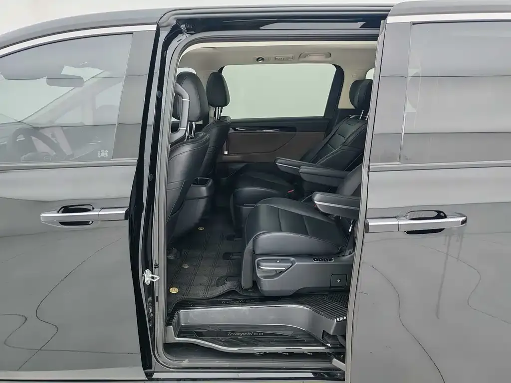 GAC Motor Trumpchi E8 — фото 9