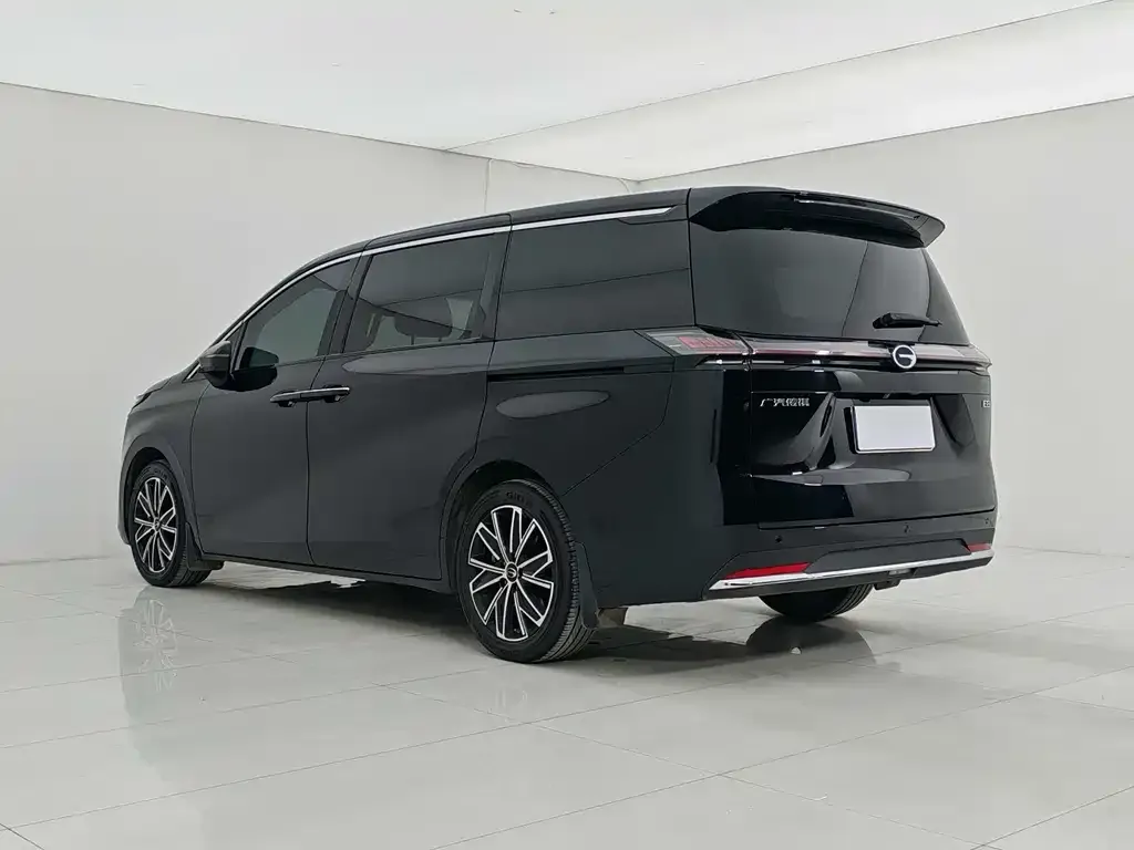 GAC Motor Trumpchi E8 — фото 4