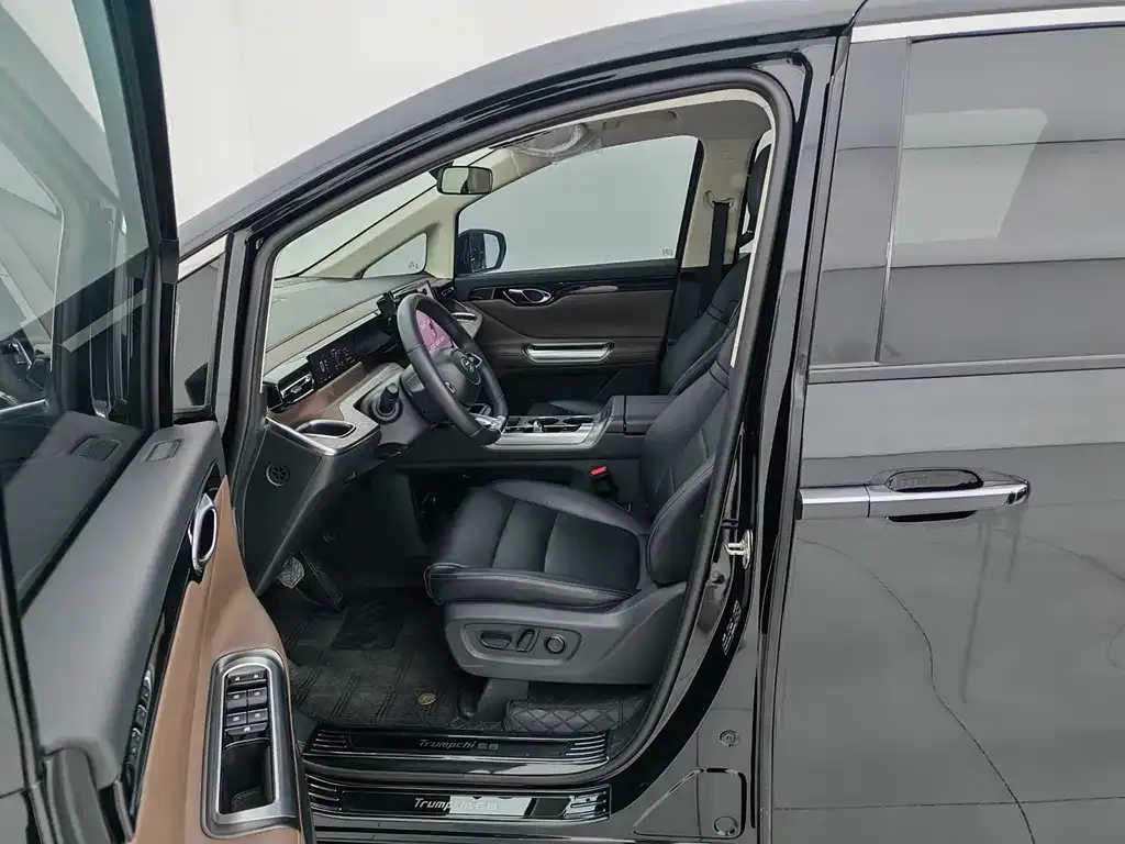 GAC Motor Trumpchi E8 — фото 6