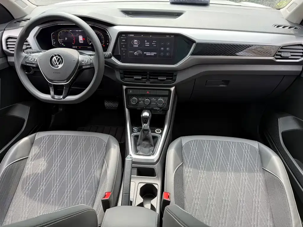 Volkswagen T-Cross — фото 6
