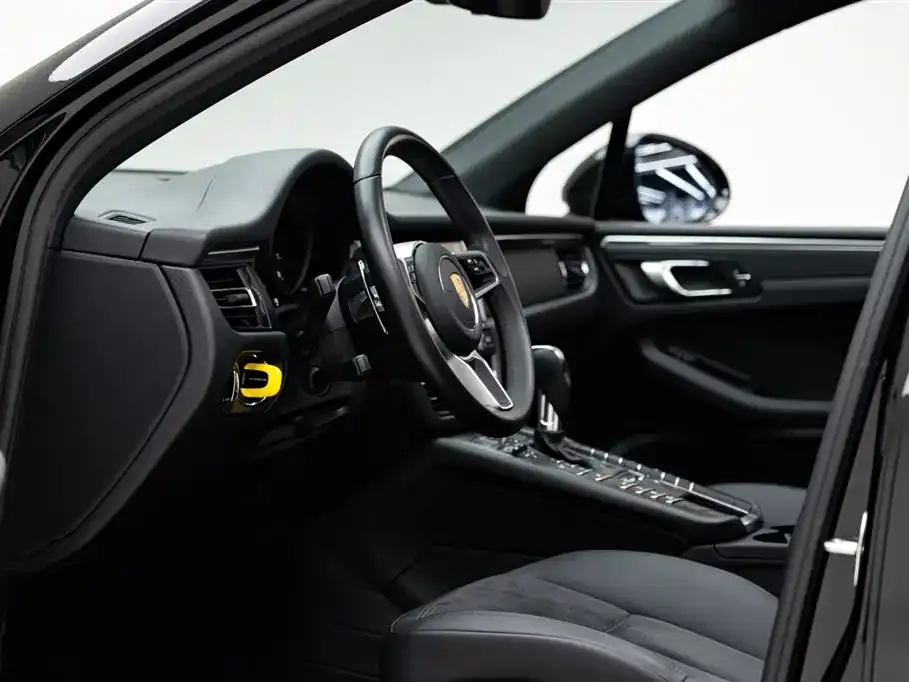 Porsche Macan — фото 3