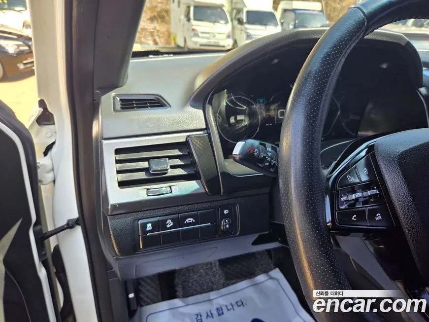 KG Mobility (Ssangyong) Rexton — фото 10
