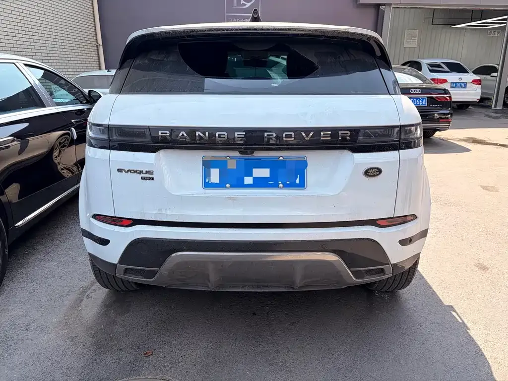 Land Rover Evoque — фото 10