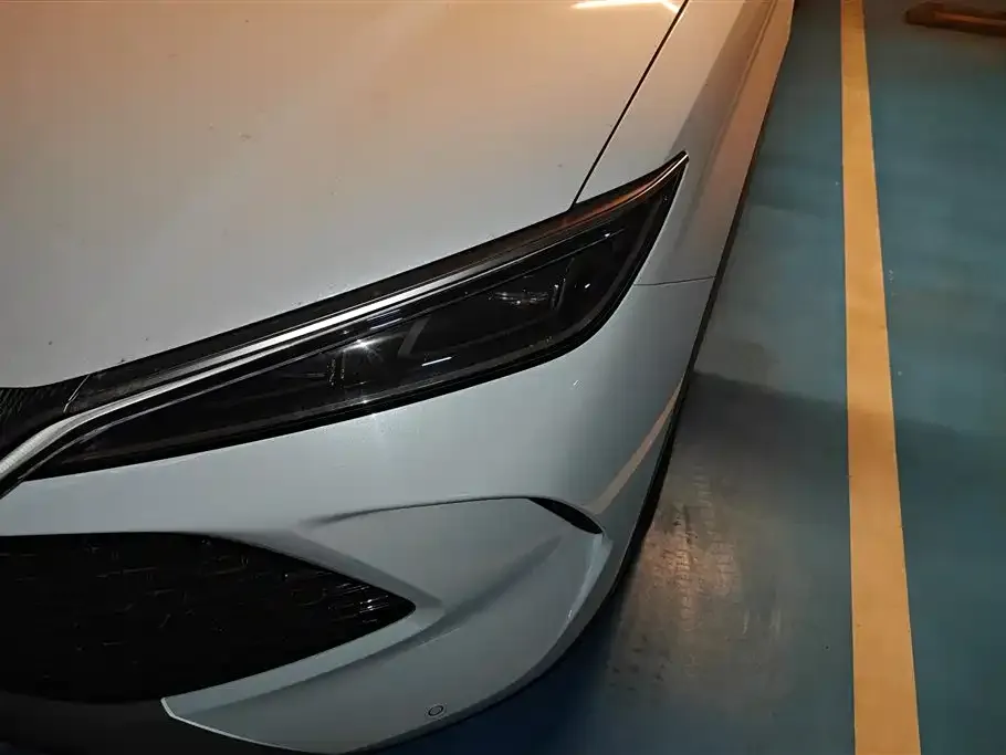 BYD L DM-i — фото 3