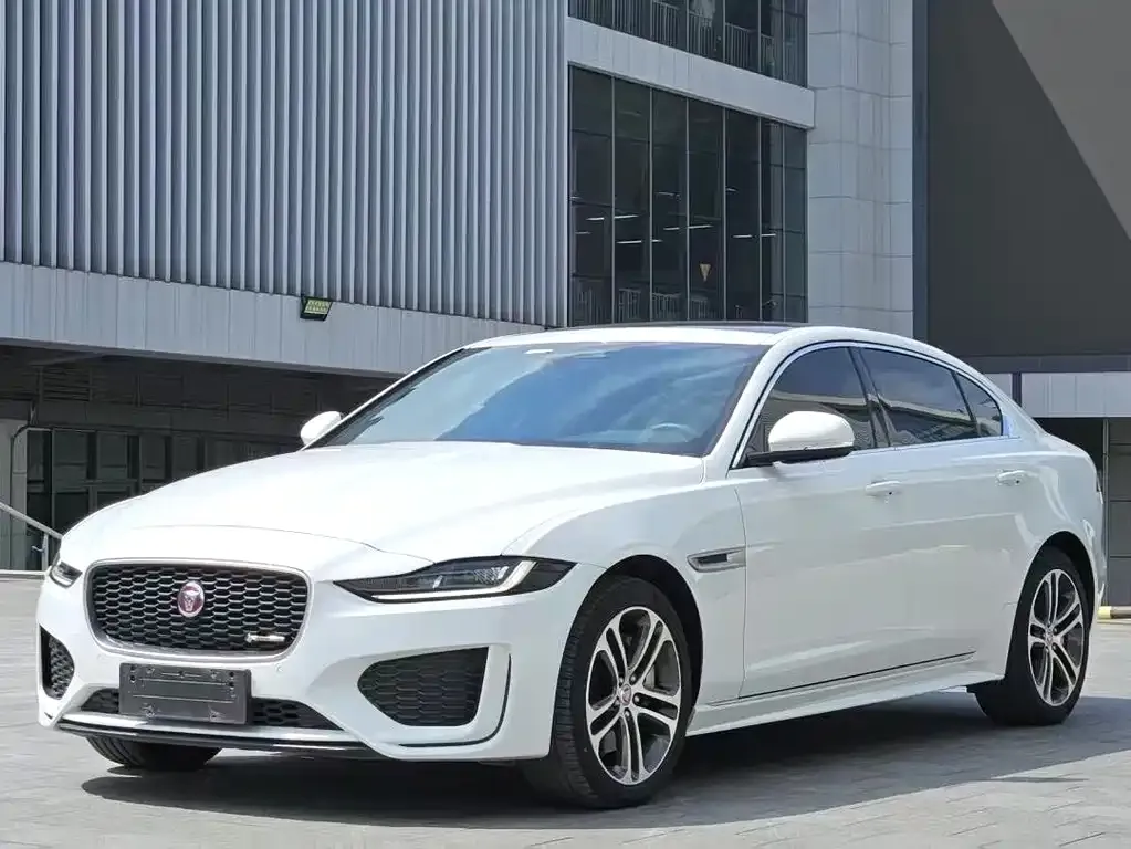 Jaguar XEL — фото 1