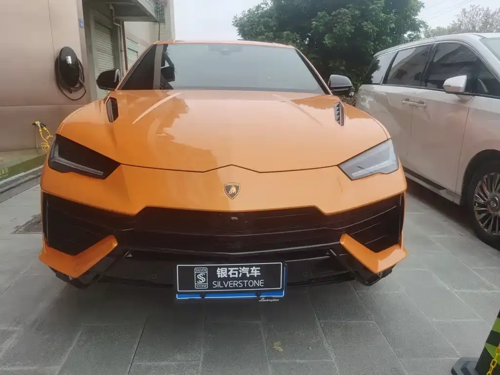 Lamborghini Urus — фото 6