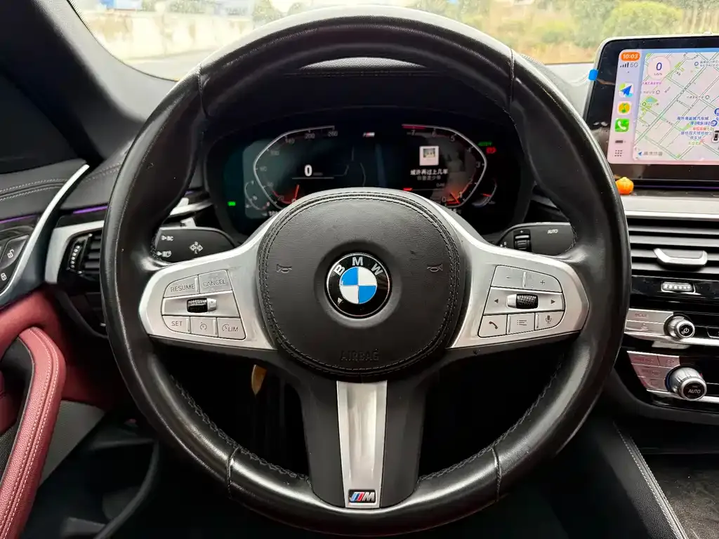 BMW 5 Series — фото 9