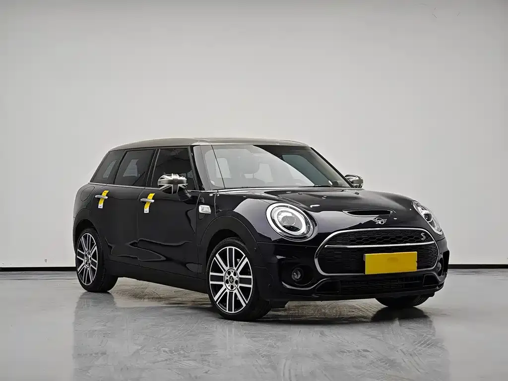 MINI Clubman — фото 5