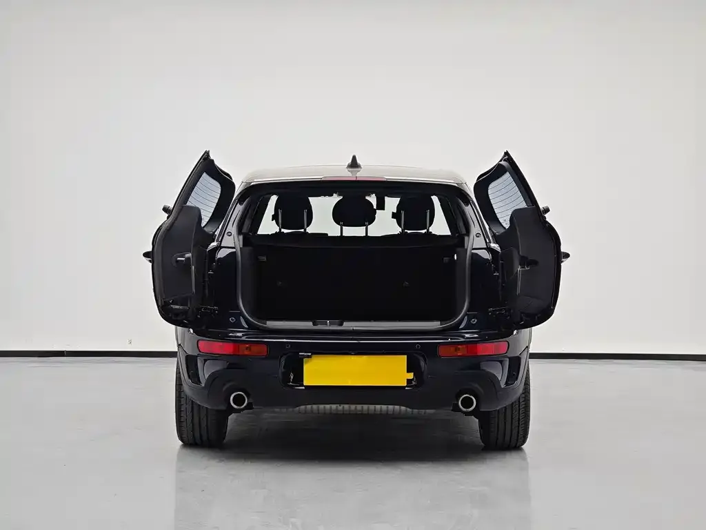 MINI Clubman — фото 6