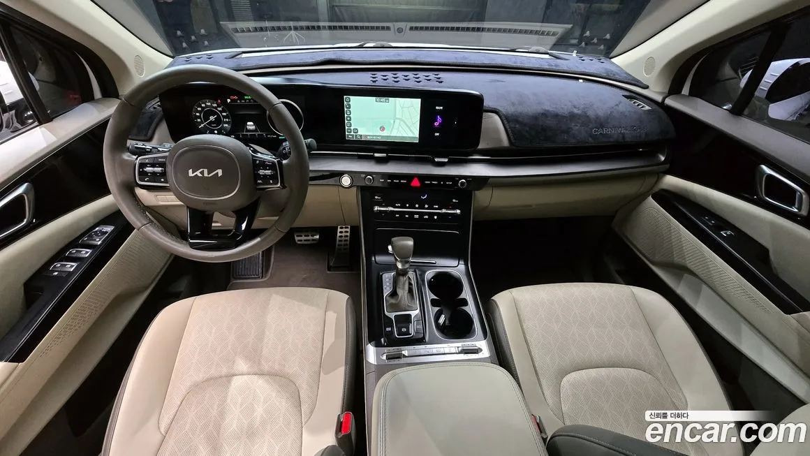 Kia Carnival — фото 10