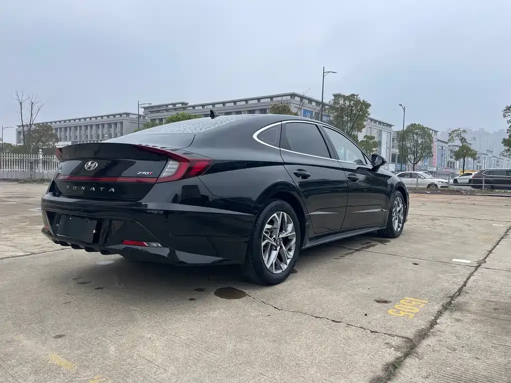Hyundai Sonata — фото 2