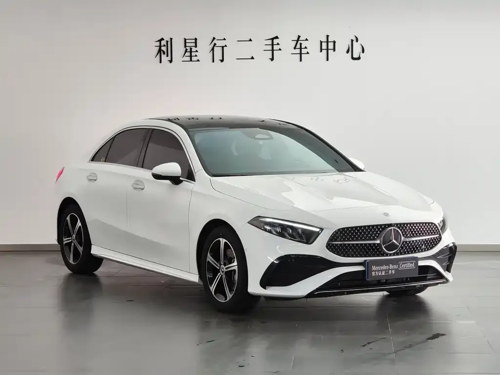 Mercedes-Benz A-Class — фото 6
