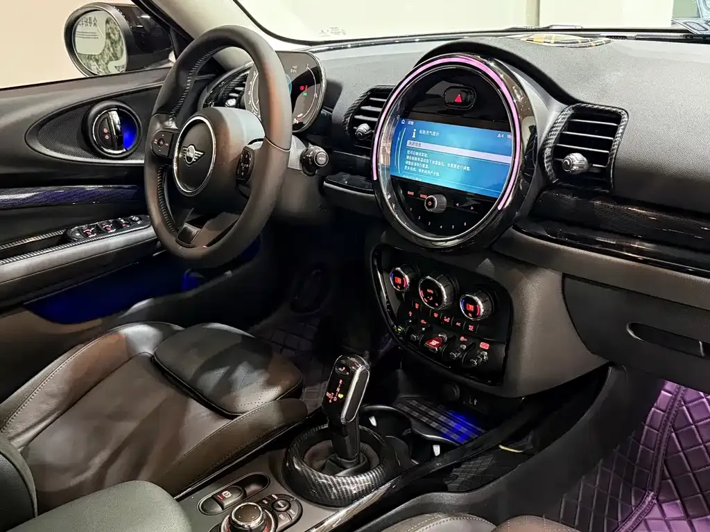 MINI Clubman — фото 8