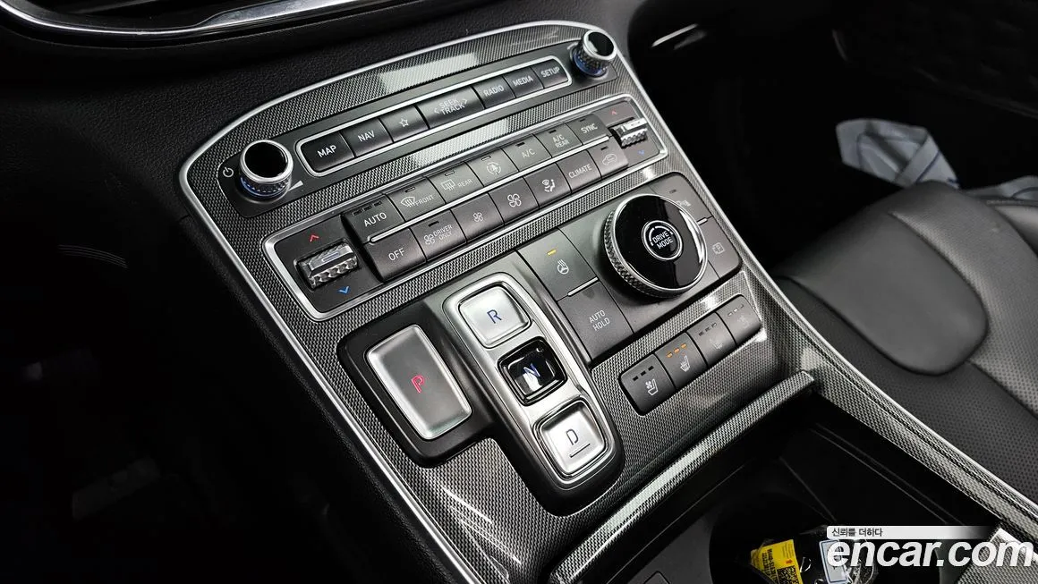Hyundai Santafe — фото 8