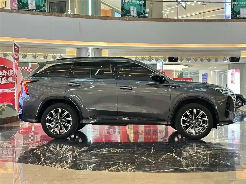 Changan CS75PLUS — фото 10