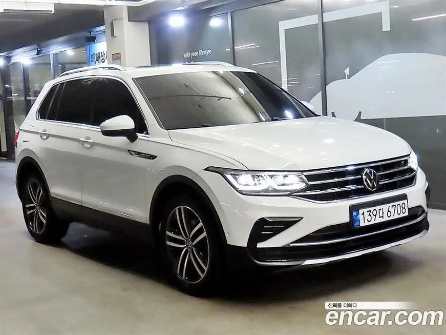 Volkswagen Tiguan — фото 1