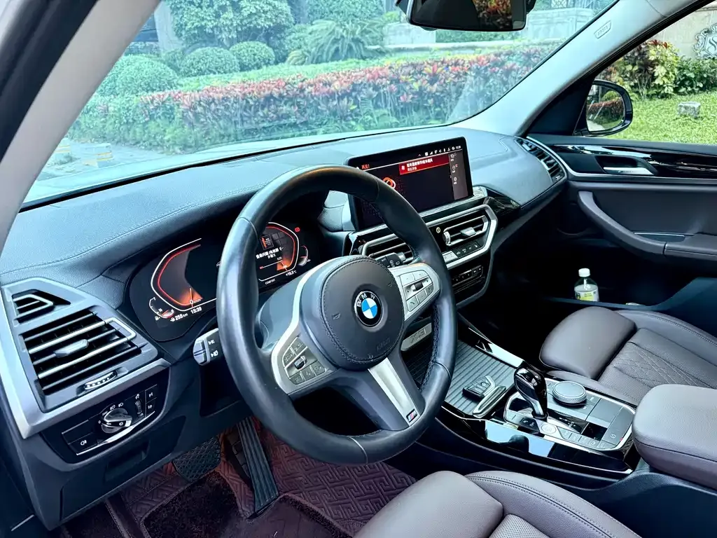 BMW X3 — фото 10
