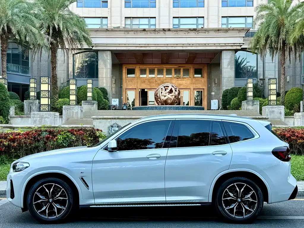BMW X3 — фото 3