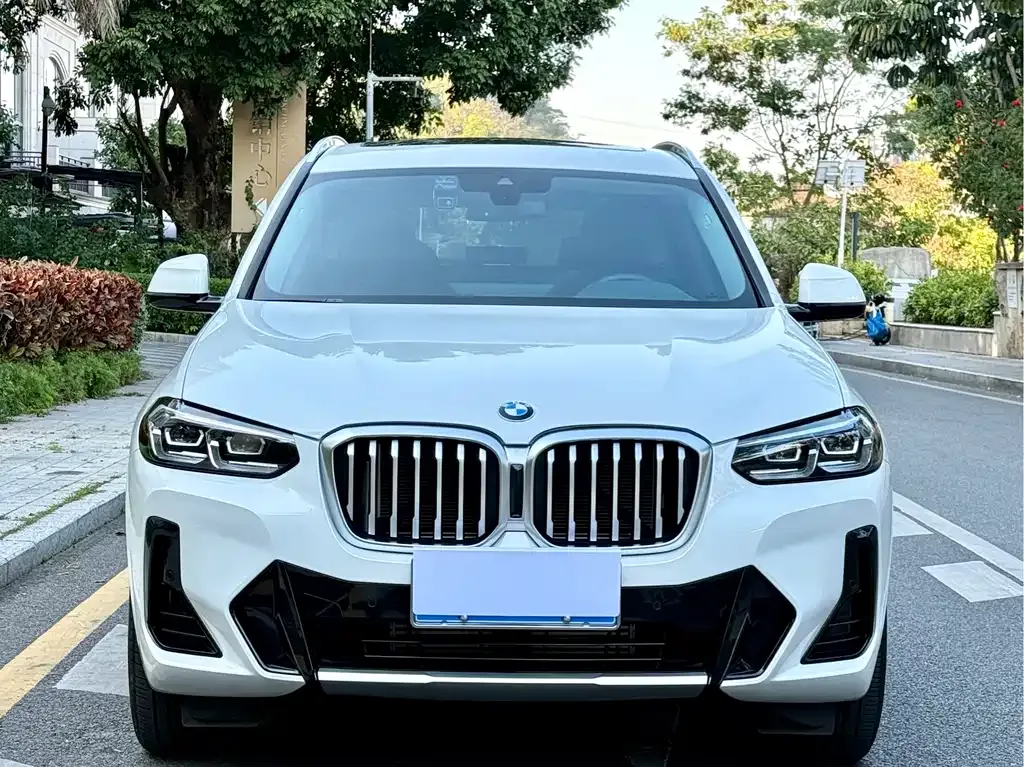 BMW X3 — фото 7