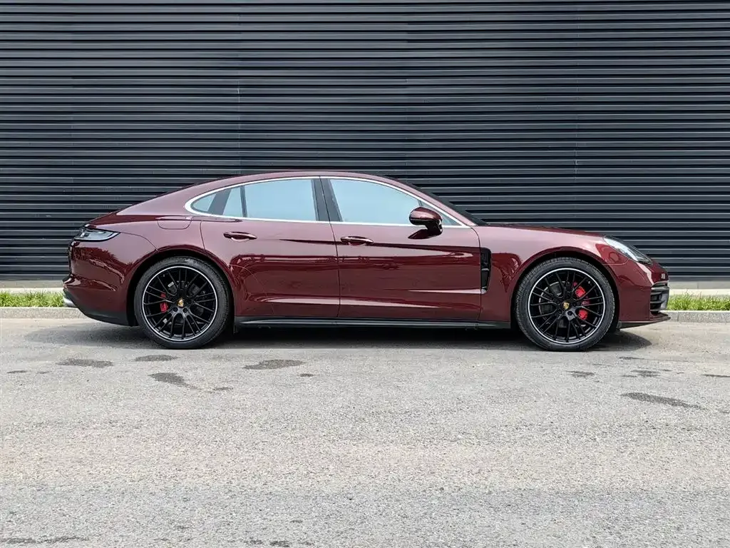 Porsche Panamera — фото 10