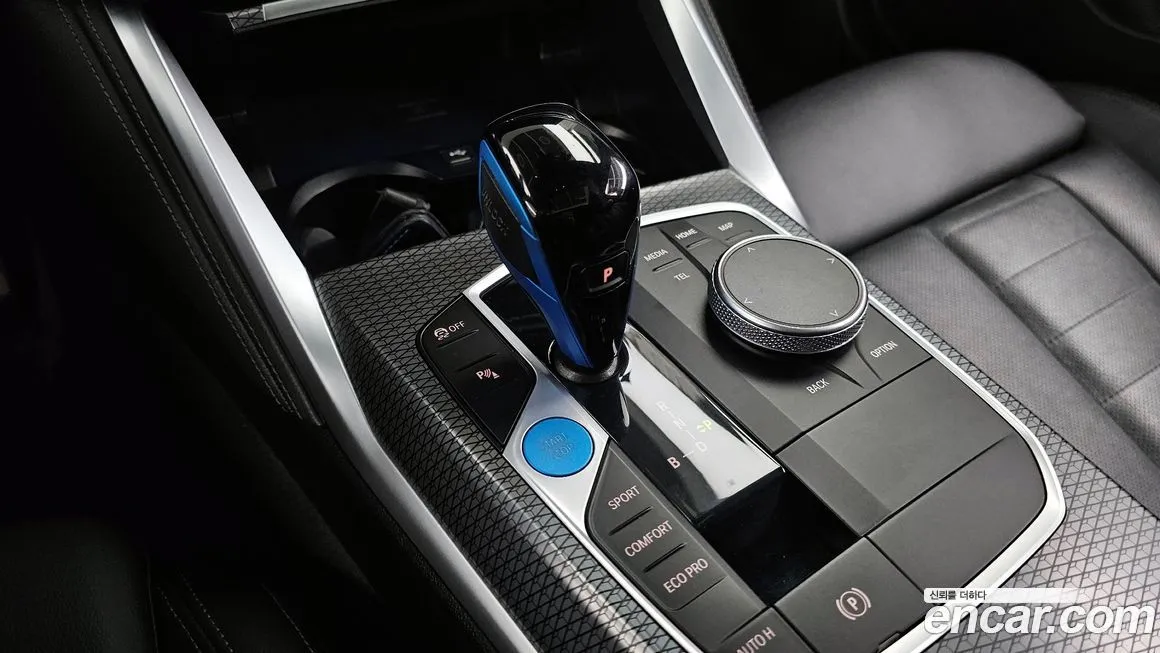 BMW i4 — фото 2