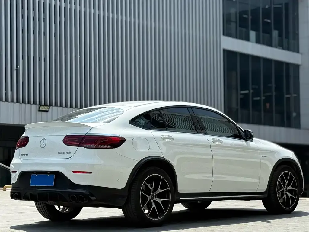 Mercedes-Benz GLC Coupe AMG — фото 5