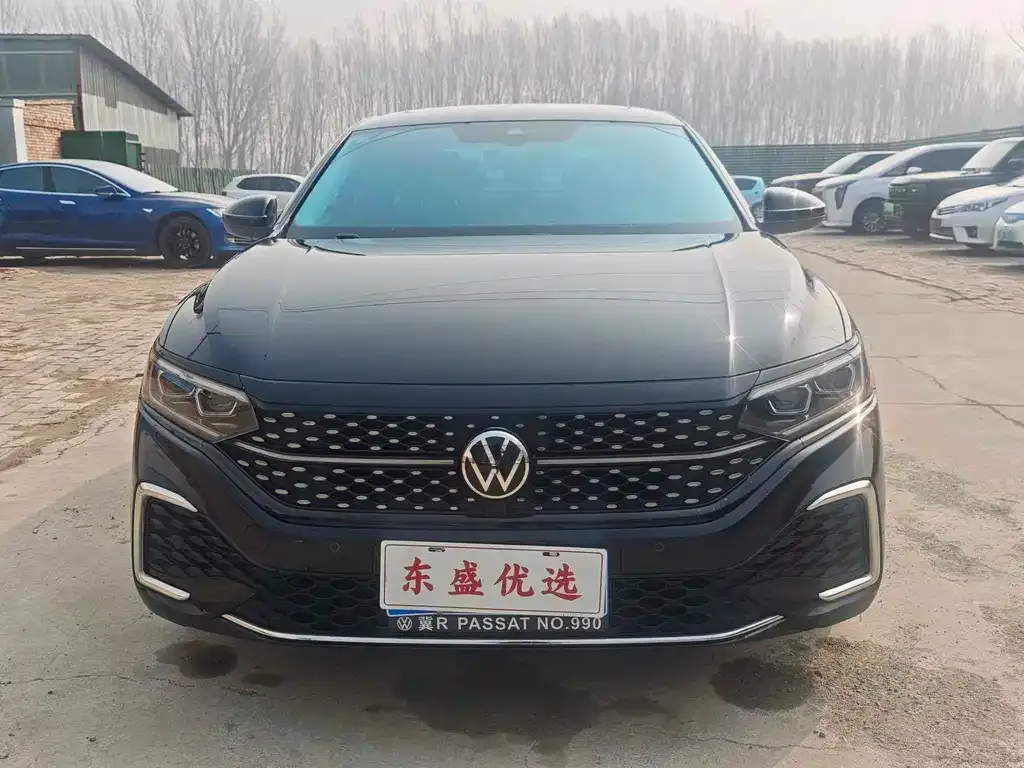 Volkswagen Passat — фото 8