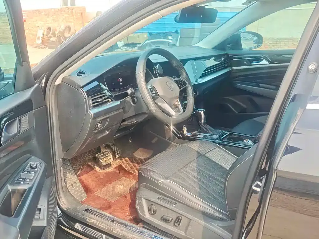 Volkswagen Passat — фото 4