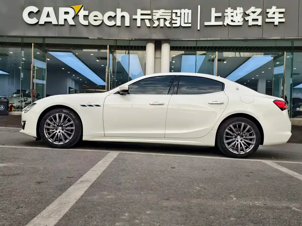 Maserati Ghibli — фото 5