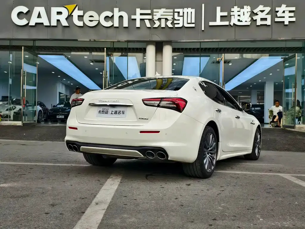 Maserati Ghibli — фото 7