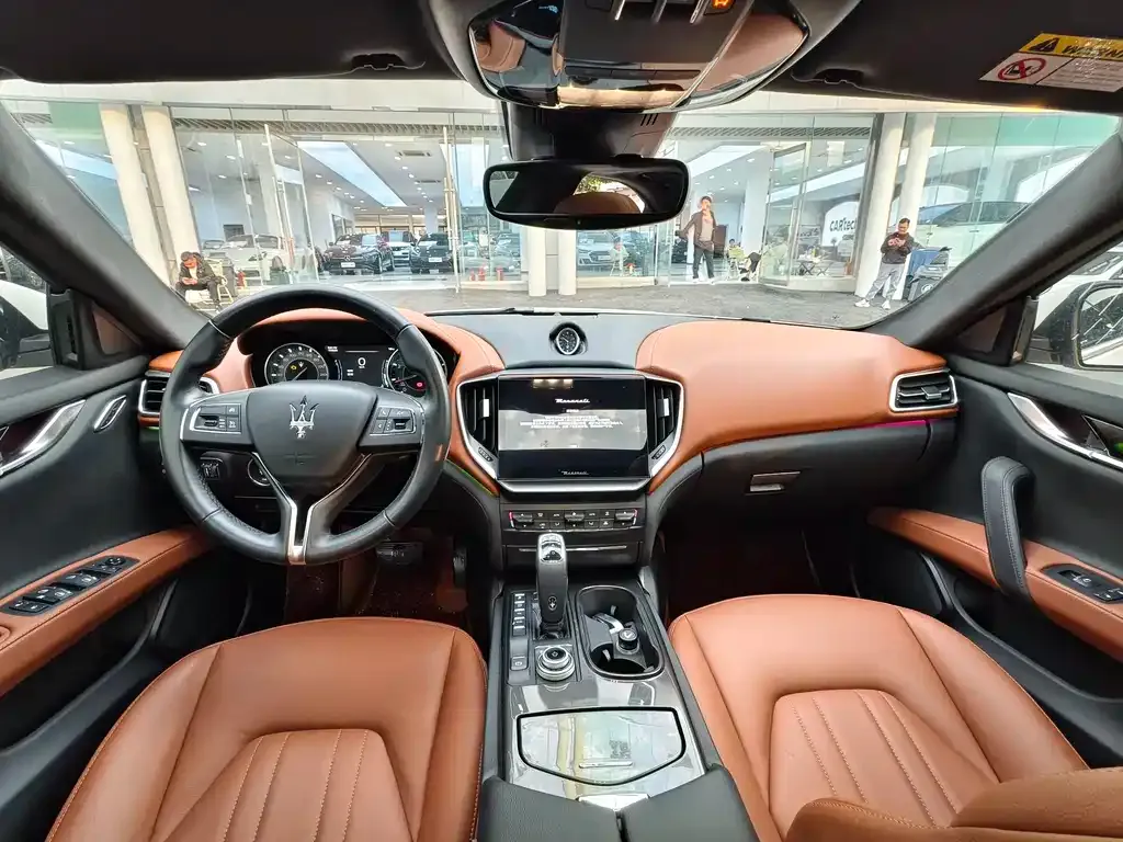 Maserati Ghibli — фото 2