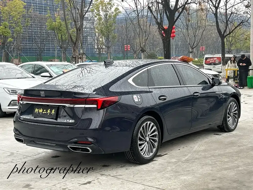 Buick LaCrosse — фото 10
