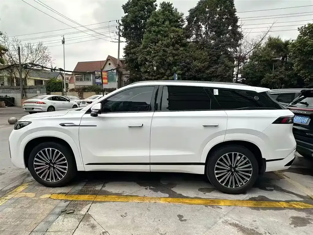 Chery Tiggo 9 — фото 10