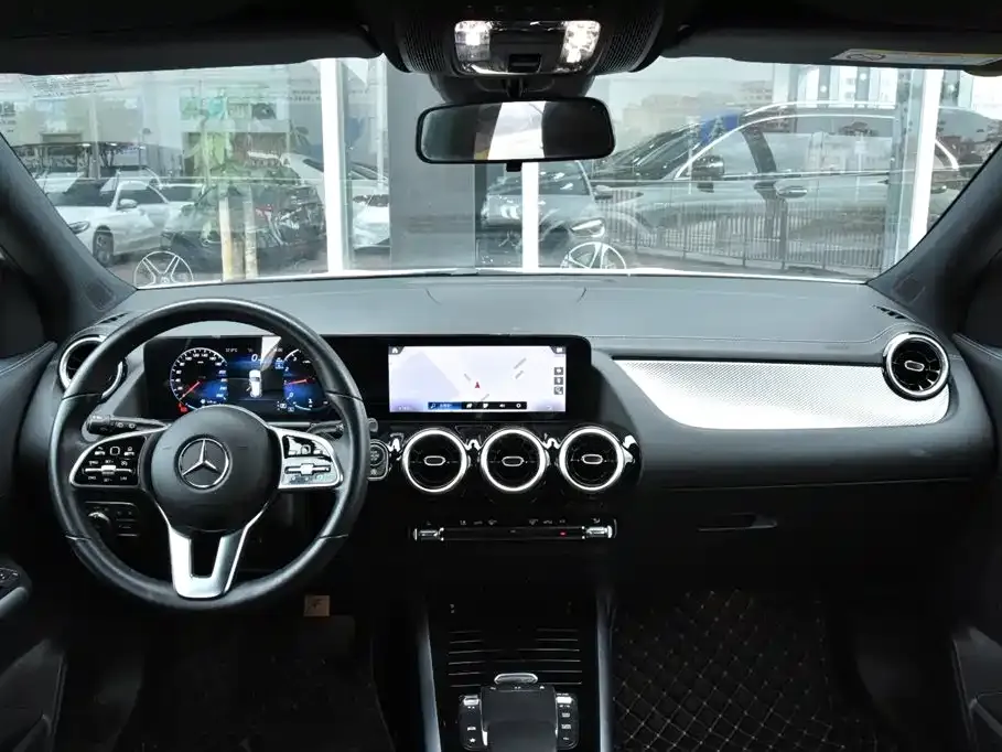 Mercedes-Benz GLA — фото 4