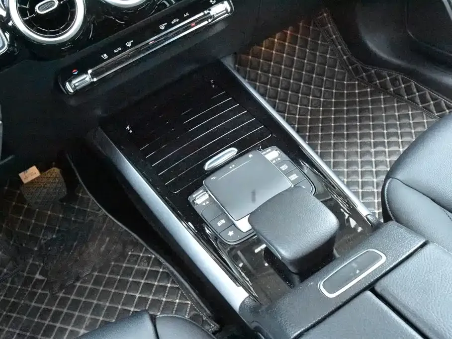 Mercedes-Benz GLA — фото 5