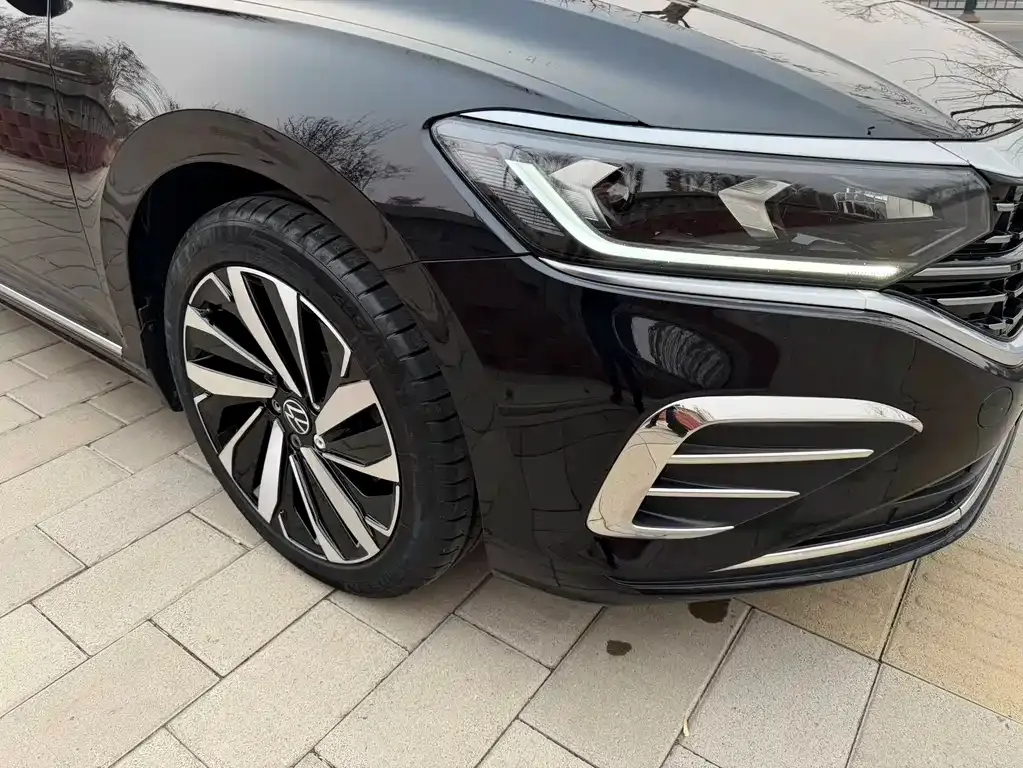 Volkswagen Passat — фото 4