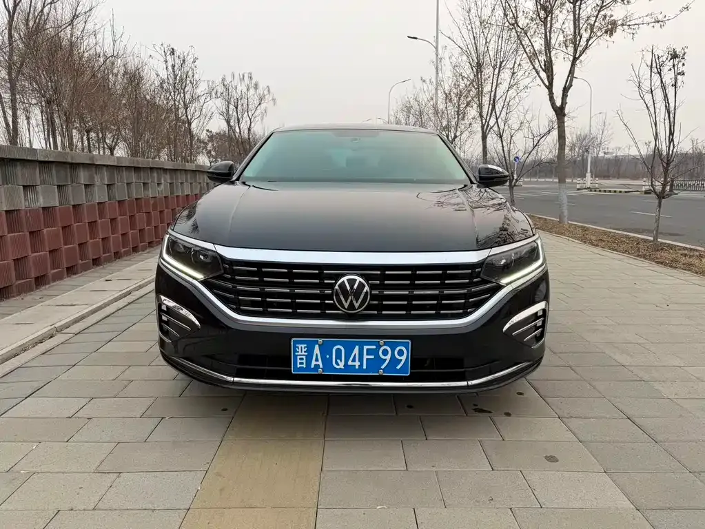 Volkswagen Passat — фото 6