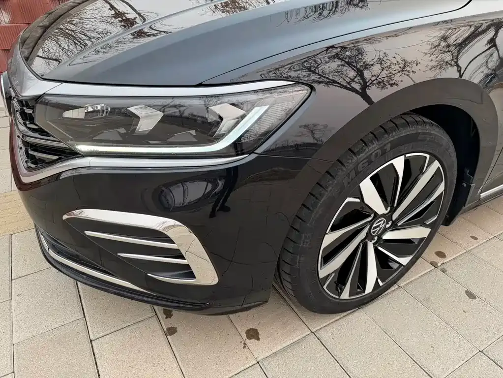 Volkswagen Passat — фото 2
