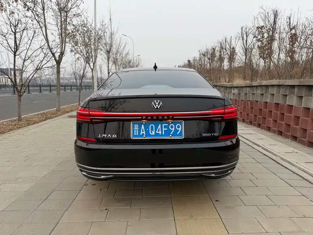 Volkswagen Passat — фото 3