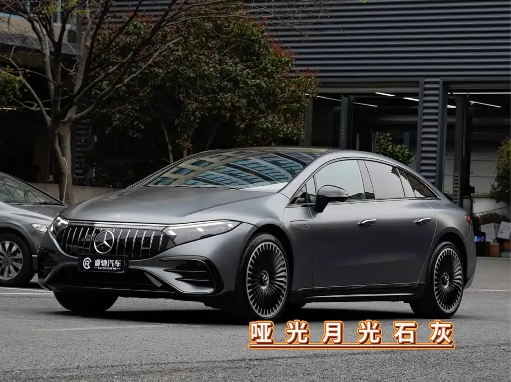 Mercedes-Benz EQS AMG — фото 1