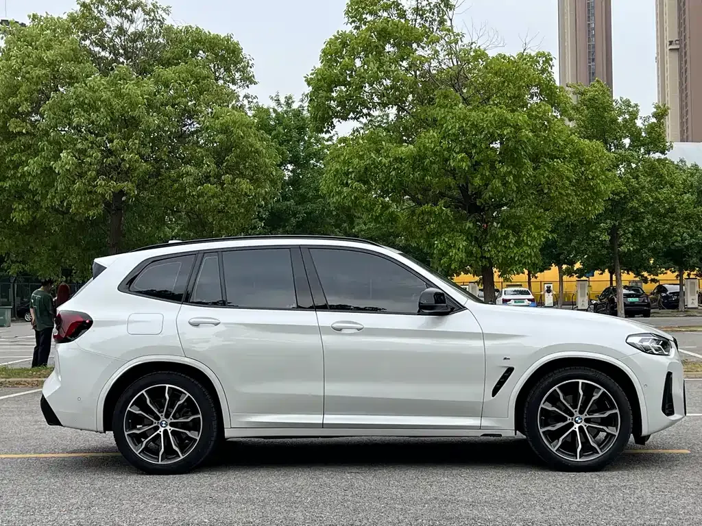 BMW X3 — фото 5