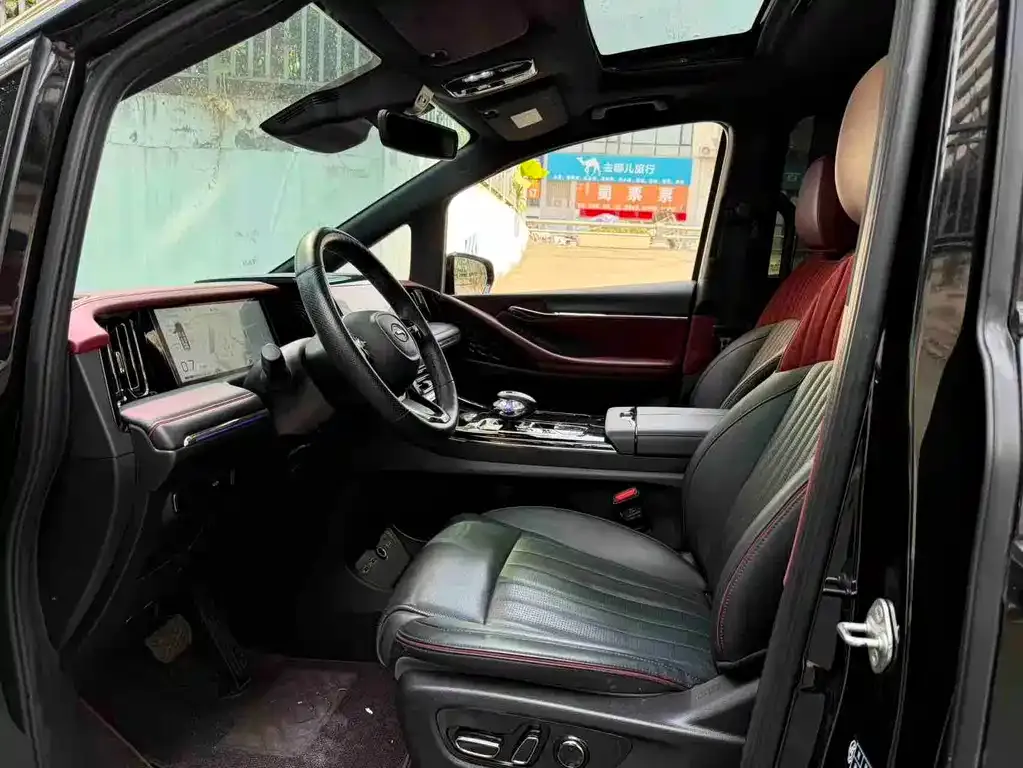 GAC Motor Trumpchi M8 — фото 2